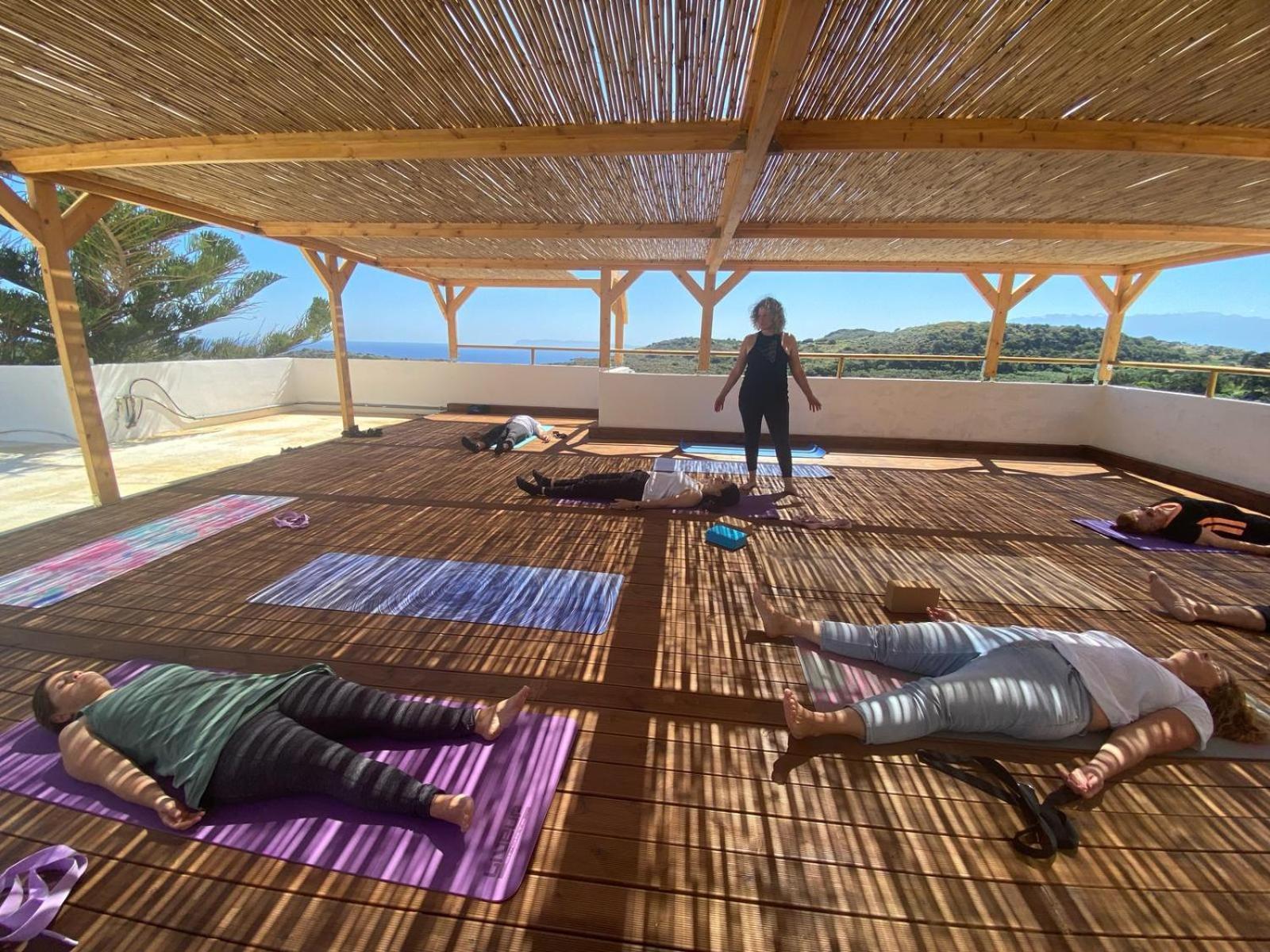 Afráta Infinity Wellness Boutique Hotel מראה חיצוני תמונה